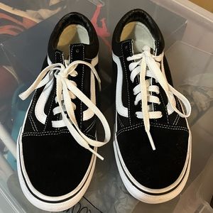 Black vans